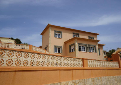 Sale · detached house · Calpe