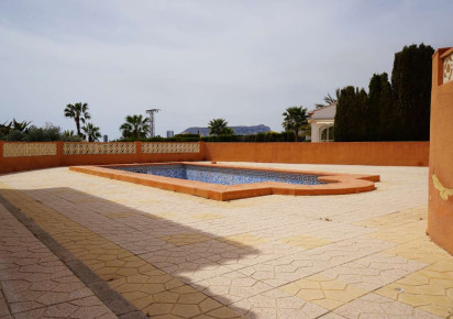 Sale · detached house · Calpe