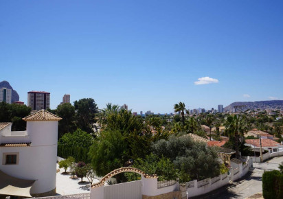 Sale · detached house · Calpe