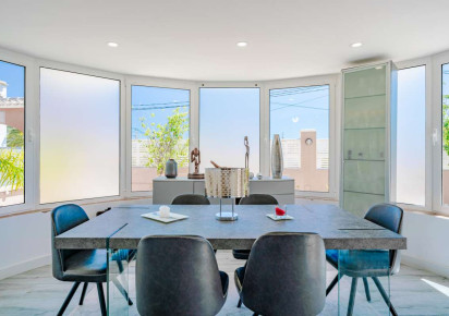 Sale · detached house · Calpe