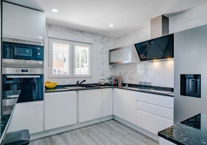 Sale · detached house · Calpe