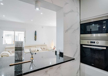 Sale · detached house · Calpe