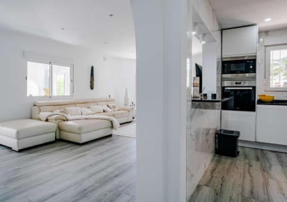 Sale · detached house · Calpe