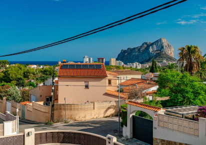 Sale · detached house · Calpe