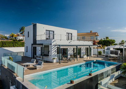 Sale · detached house · Calpe