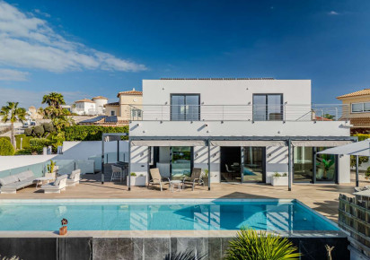 Sale · detached house · Calpe