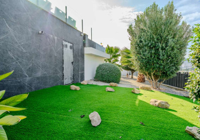 Sale · detached house · Calpe