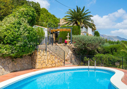 Sale · detached house · Calpe