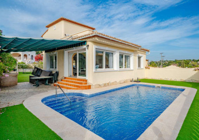 Sale · detached house · Costeres