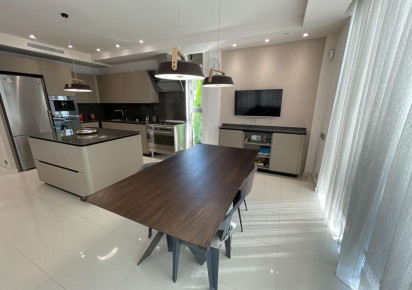 Sale · detached house · Les Bassetes