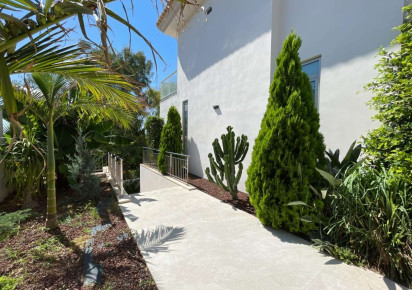 Sale · detached house · Les Bassetes