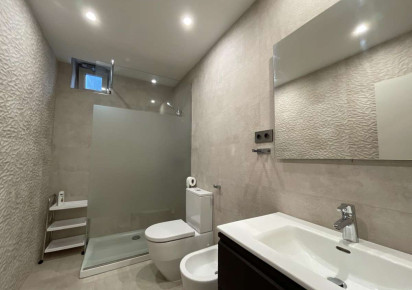 Sale · detached house · Les Bassetes