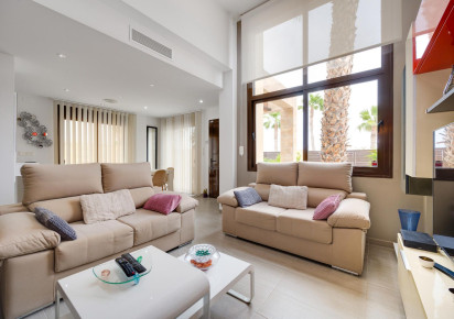 Sale · detached house · Rojales
