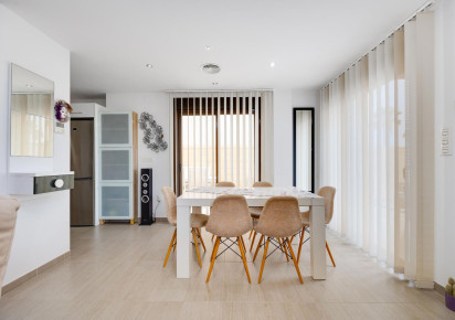 Sale · detached house · Rojales