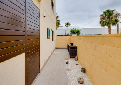 Sale · detached house · Rojales