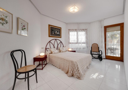 Sale · detached house · Santa Pola