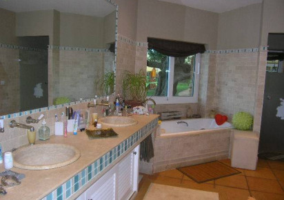 Sale · detached house · Senija