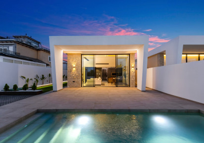 Sale · Detached House / Villa · El Chaparral