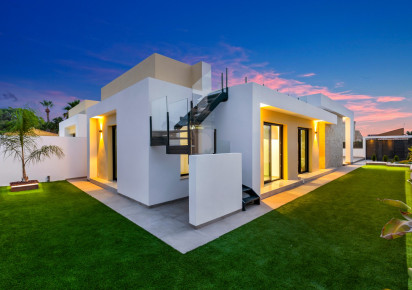 Sale · Detached House / Villa · El Chaparral