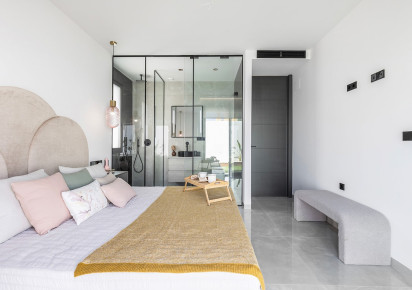 Sale · Detached House / Villa · El Chaparral