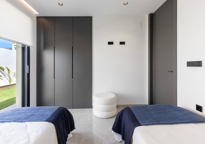 Sale · Detached House / Villa · El Chaparral