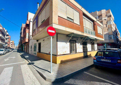 Sale · House · Torrevieja · Centro