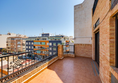 Sale · penthouse · Torrevieja · Centro