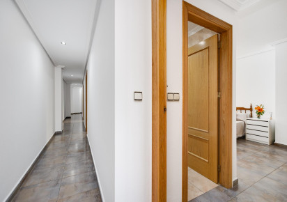 Sale · penthouse · Torrevieja · Centro