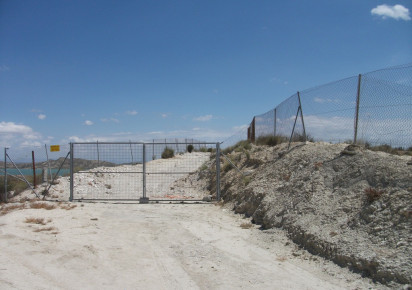 Sale · Plot · Torremendo