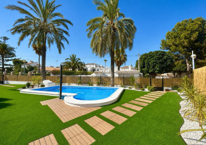 Sale · Semi · Orihuela Costa · Punta Prima