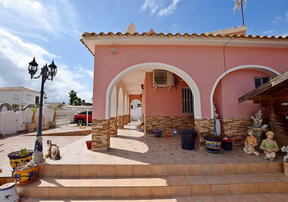 Sale · Semidetached villa · Cabo Roig