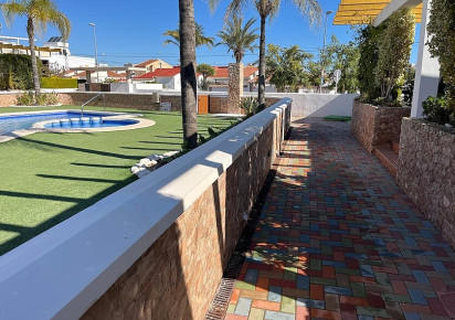 Sale · Semidetached villa · Mil Palmeras