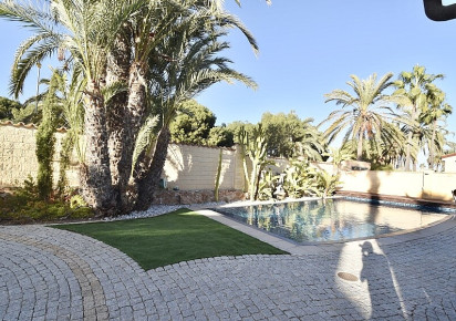 Sale · Semidetached villa · Orihuela Costa · La Zenia