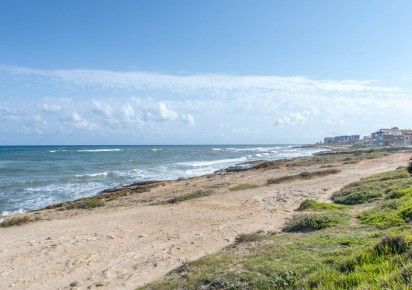 Sale · Studios · Torrevieja