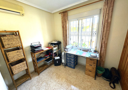 Sale · Townhouse · Los Altos