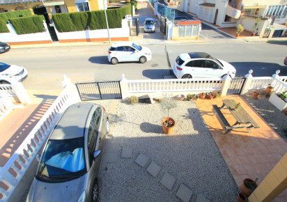 Sale · Townhouse · Los Altos