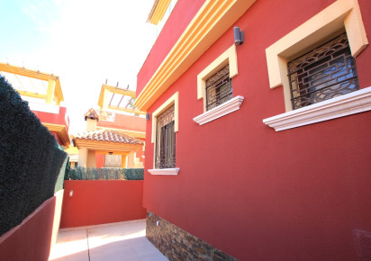 Sale · Villa · Algorfa - Urb. Lo Crispin