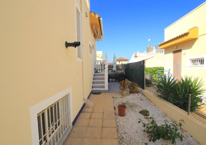 Sale · Villa · Benimar