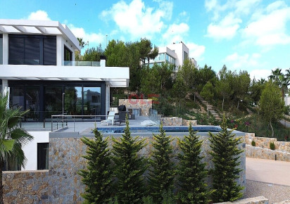 Sale · Villa · Colinas Golf