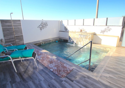 Sale · Villa · Daya Vieja