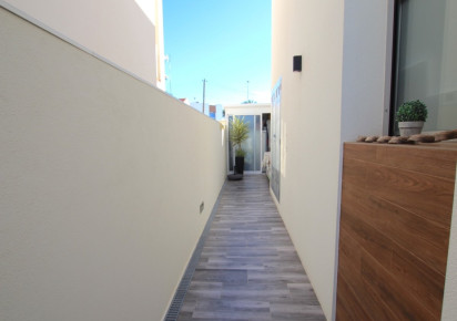 Sale · Villa · Daya Vieja