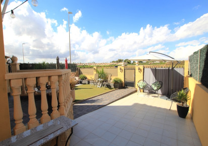 Sale · Villa · Guardamar - El Raso