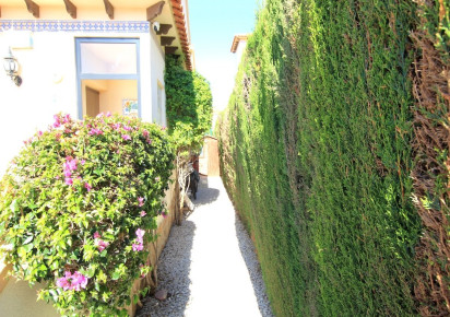 Sale · Villa · Guardamar - El Raso