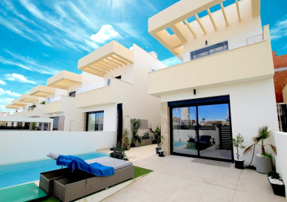 Sale · Villa · Los Montesinos - La Herrada