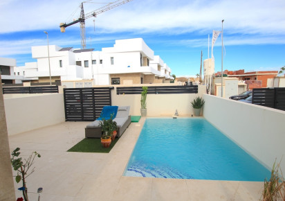 Sale · Villa · Los Montesinos - La Herrada