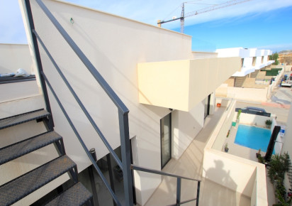 Sale · Villa · Los Montesinos - La Herrada