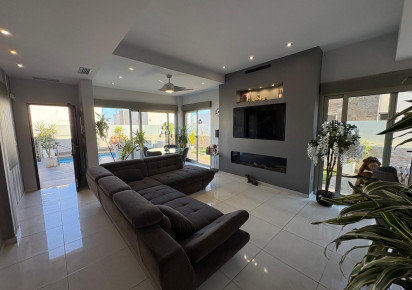 Sale · Villa · Orihuela Costa · Villamartín