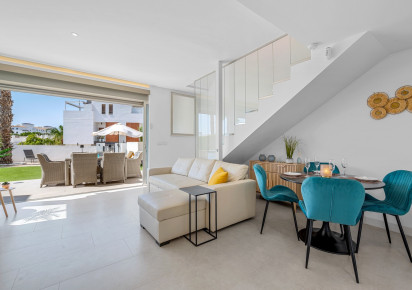 Sale · Villa · Orihuela Costa · Villamartín