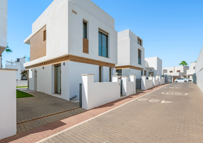 Sale · Villa · Orihuela Costa · Villamartín