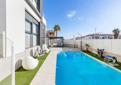 Sale · Villa · Orihuela Costa